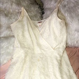 White lace dress